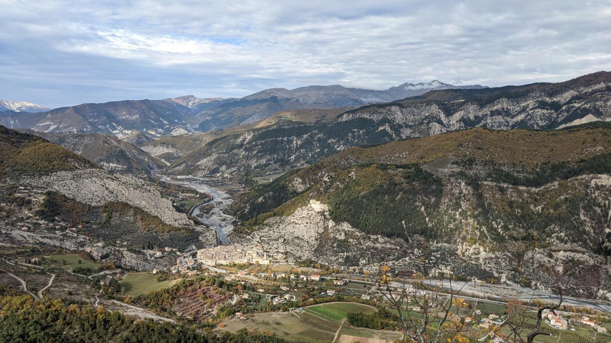 Les Gites D'Intervalles Entrevaux Esterno foto